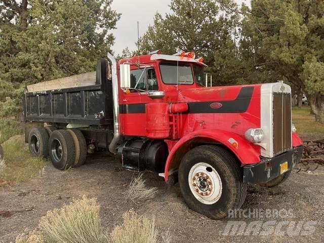 Peterbilt 358M Camion benne