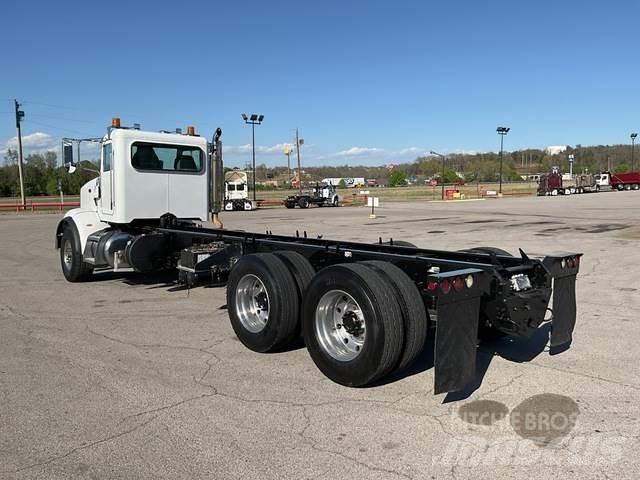Peterbilt 365 Cabines
