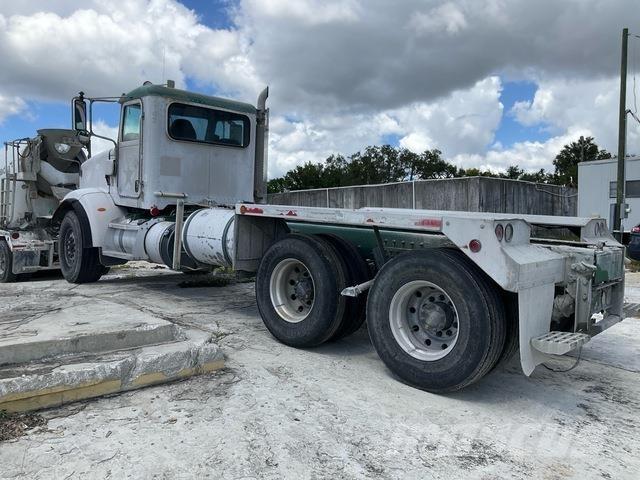 Peterbilt 365 Cabines