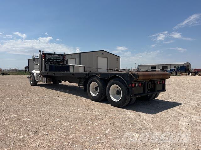 Peterbilt 367 Camion plateau