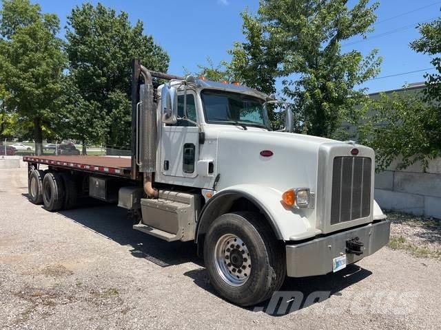 Peterbilt 367 Camion plateau
