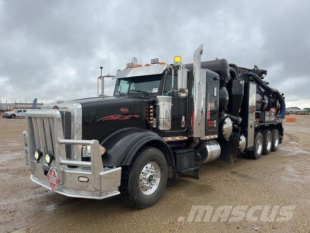 Peterbilt 367 Pelle sur chenilles