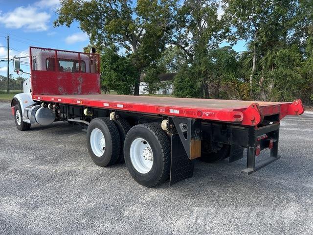 Peterbilt 367 Camion plateau