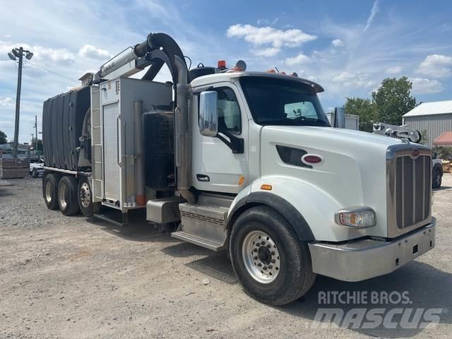 Peterbilt 377 Pelle sur chenilles