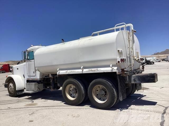 Peterbilt 379 Camion citerne à eau
