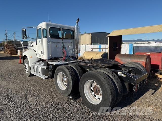 Peterbilt 382 Tracteur routier