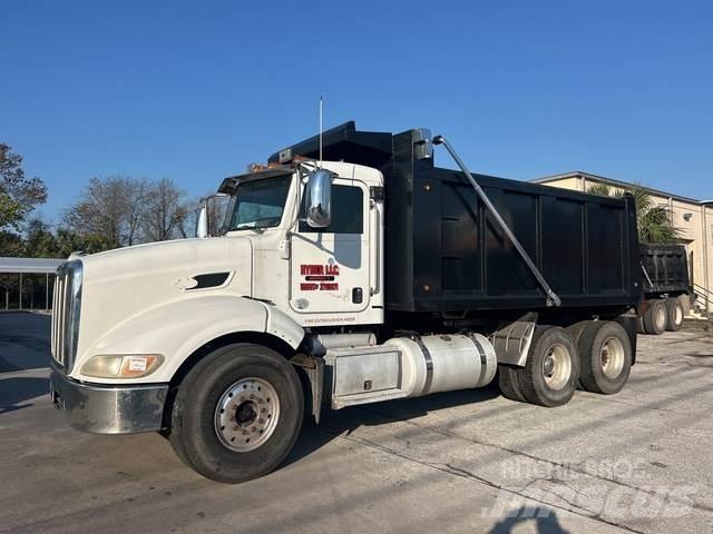 Peterbilt 384 Camion benne
