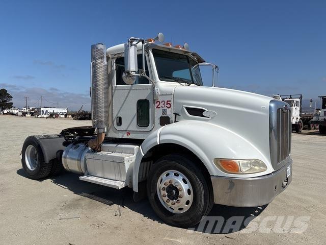 Peterbilt 384 Tracteur routier