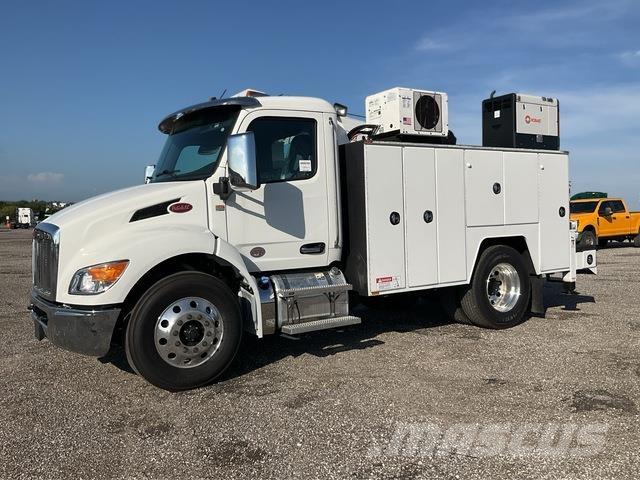 Peterbilt 536 Camions et véhicules municipaux