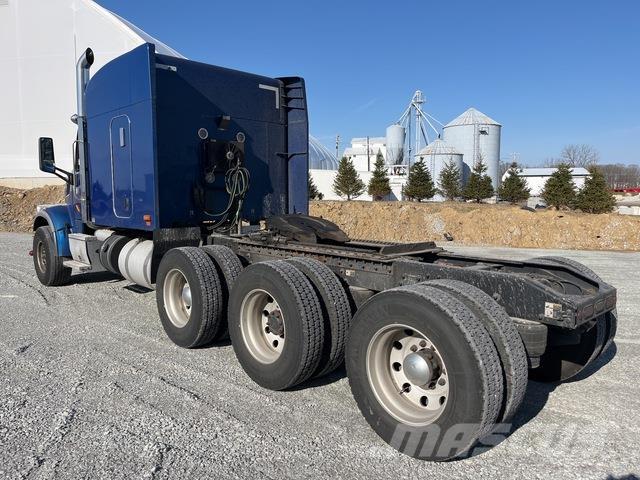 Peterbilt 567 Tracteur routier