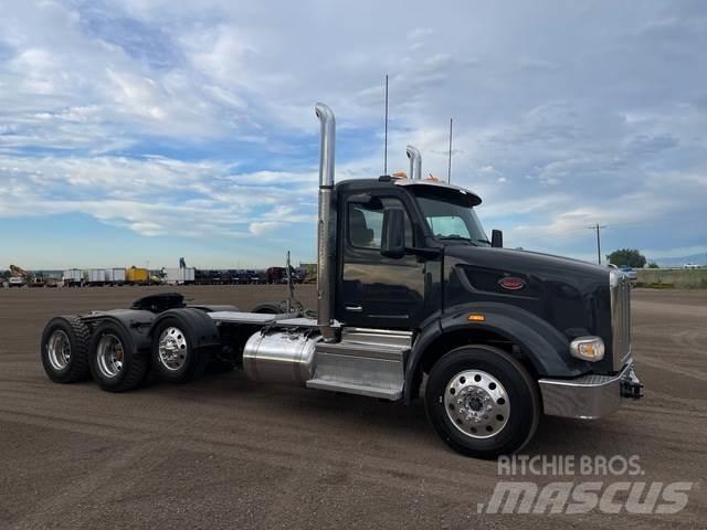 Peterbilt 567 Tracteur routier