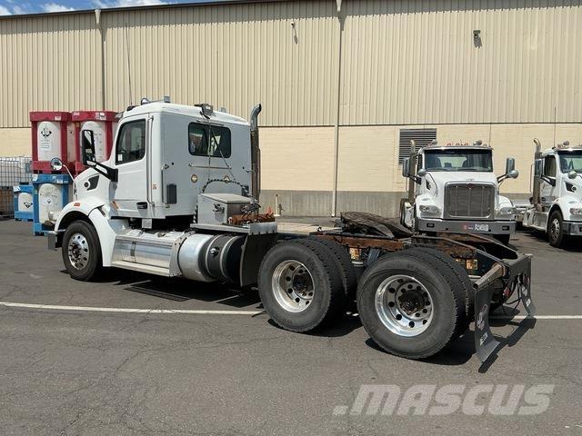 Peterbilt 567 Tracteur routier