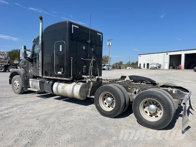 Peterbilt 567 Tracteur routier