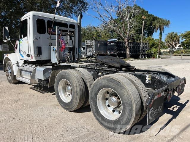 Peterbilt 567 Tracteur routier