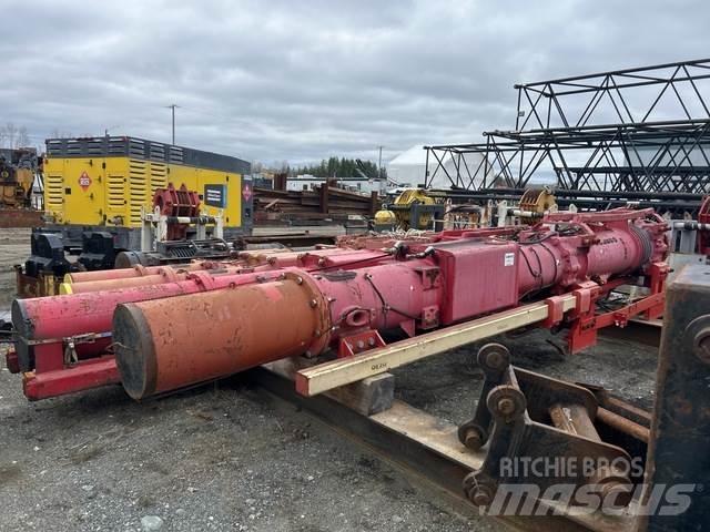  Pileco D30-32 Enfonce pieu hydraulique