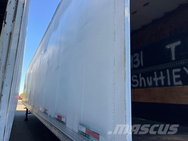  Pines Remorque Fourgon