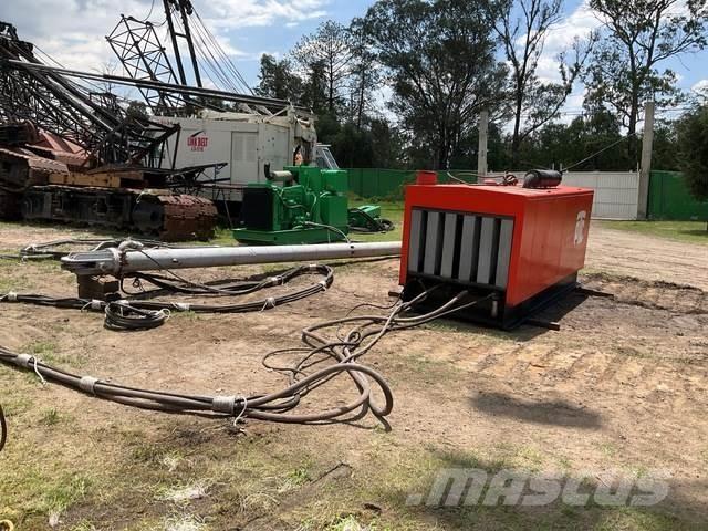  PTC V300CAT Enfonce pieu hydraulique
