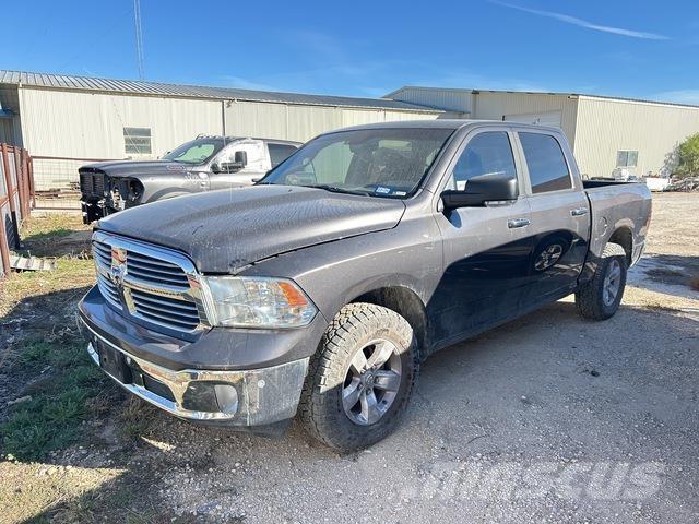 RAM 1500 Utilitaire benne