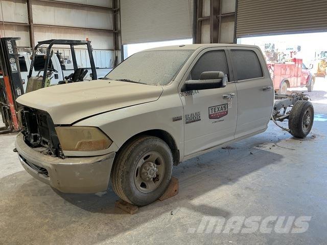 RAM 2500 Cabines