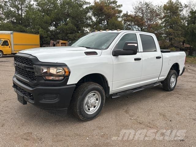 RAM 2500 Utilitaire benne