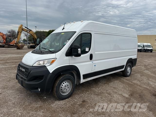 RAM 2500 Camion Fourgon