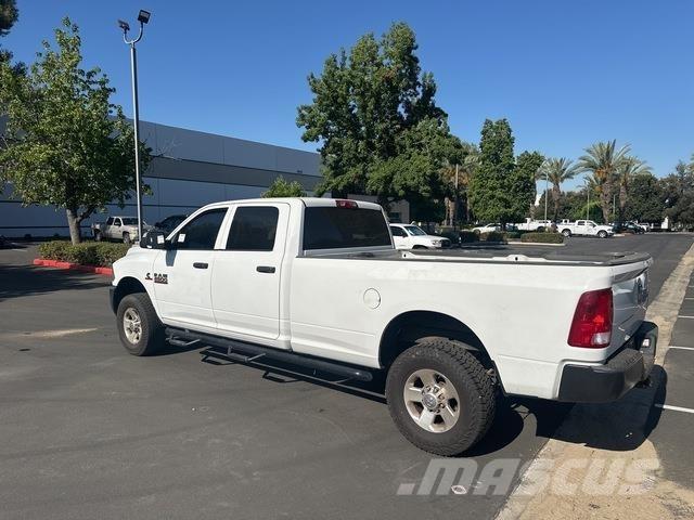RAM 2500 Utilitaire benne