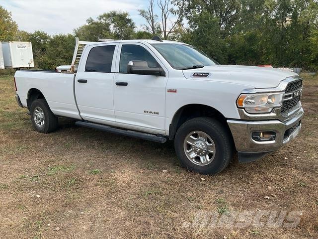 RAM 2500 Utilitaire benne