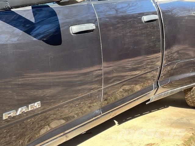 RAM 3500 Utilitaire benne