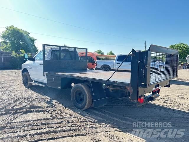 RAM 3500 Camion plateau