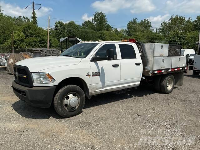 RAM 3500 Camion plateau