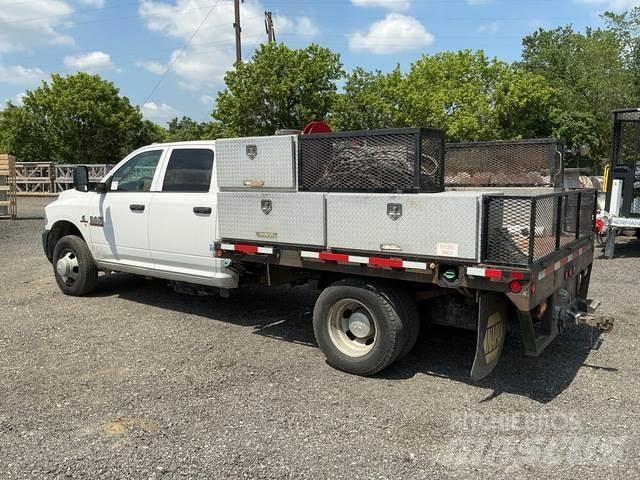 RAM 3500 Camion plateau