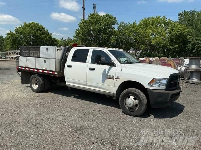 RAM 3500 Camion plateau