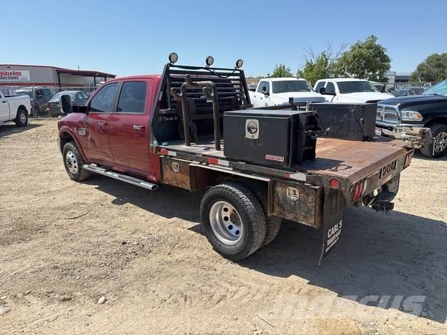 RAM 3500 Camion plateau