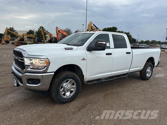 RAM 3500 Utilitaire benne