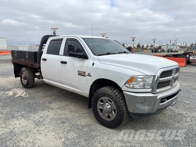 RAM 3500 Camion plateau