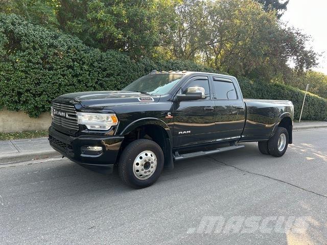 RAM 3500 Utilitaire benne