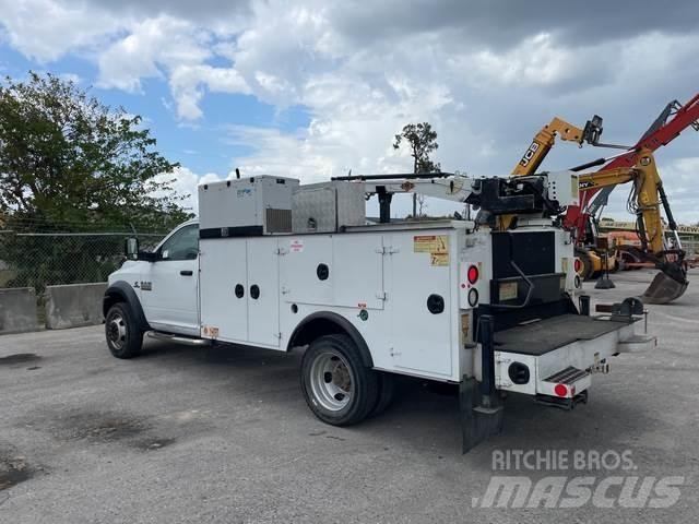 RAM 5500 Camions et véhicules municipaux