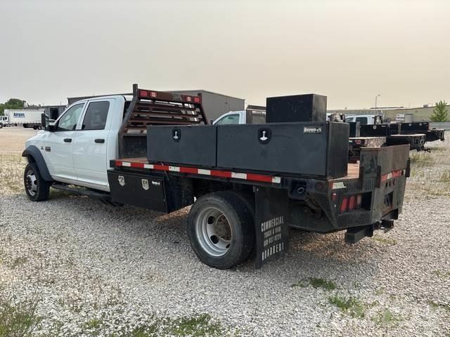 RAM 5500 Camion plateau