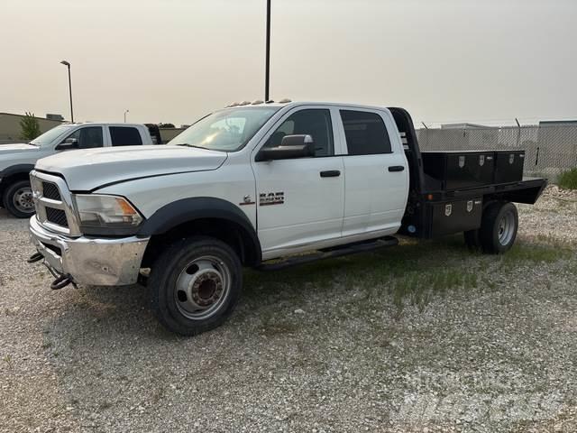 RAM 5500 Camion plateau
