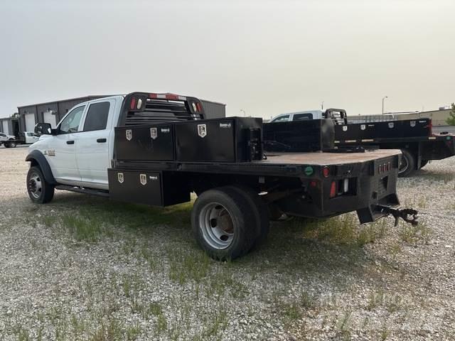 RAM 5500 Camion plateau