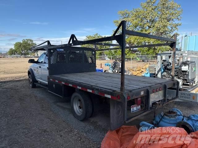 RAM 5500 Camion plateau