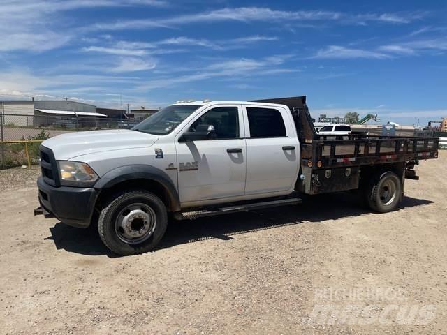 RAM 5500 Camion plateau