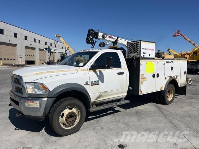 RAM 5500 Camions et véhicules municipaux