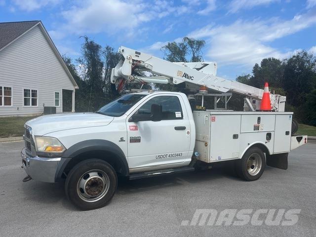 RAM 5500 Camion nacelle