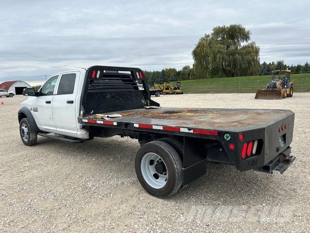 RAM 5500 Camion plateau
