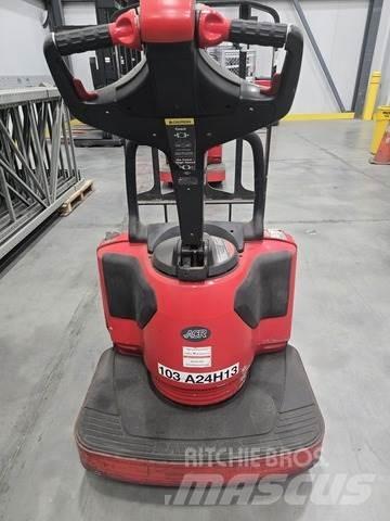 Raymond 8410 Transpalette manuel