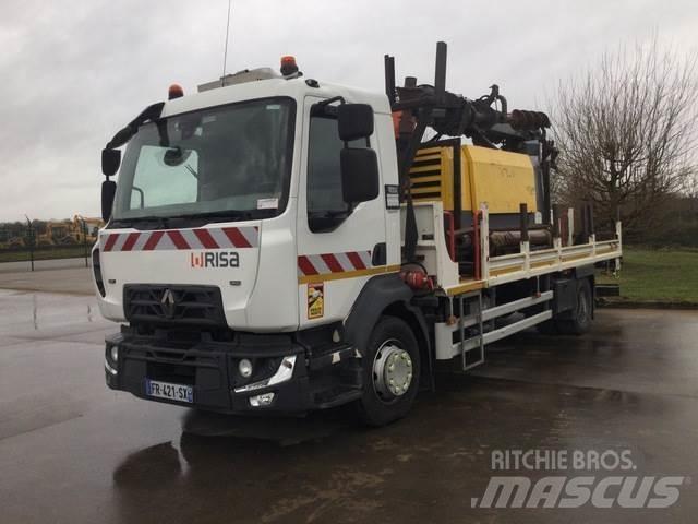 Renault D250 Camion foreuse