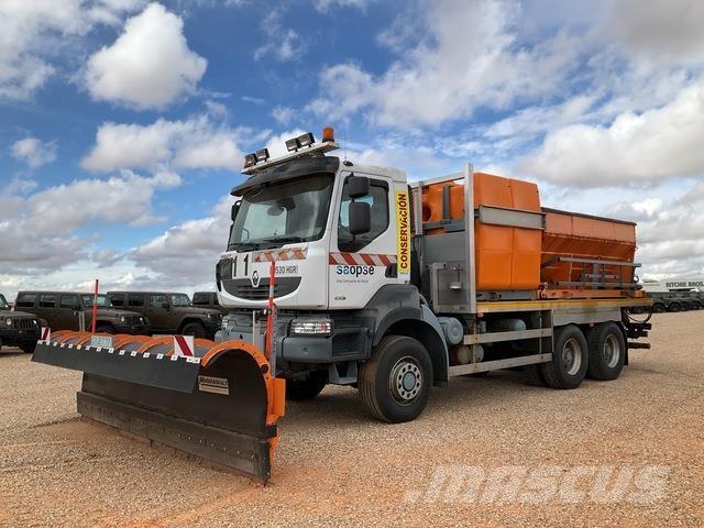 Renault Kerax Chasse neige