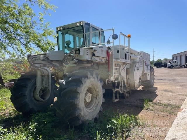 Roadtec SX6e Compacteur de sol