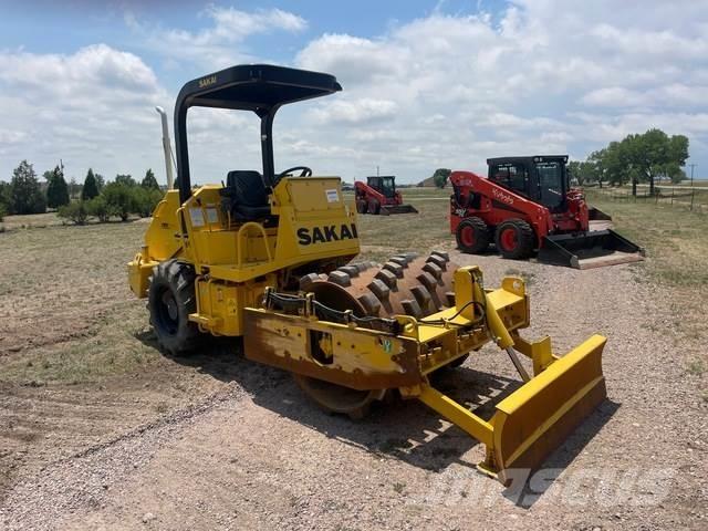 Sakai SV204T Rouleaux monocylindre